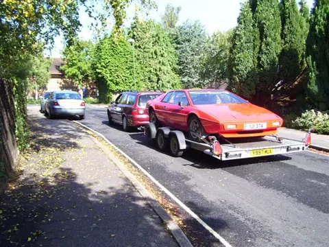 Lotus Esprit S1 chassis 331G registration IJI 374 and VHV 530S historical archive photograph 14