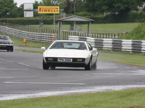 Lotus Esprit S1 chassis 344G registration SWS 13S and PPW 306K historical archive photograph 29