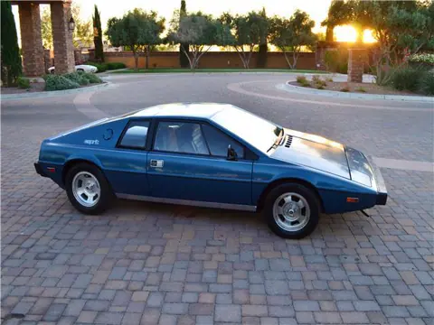 Lotus Esprit S1 chassis 348H historical archive photograph 4