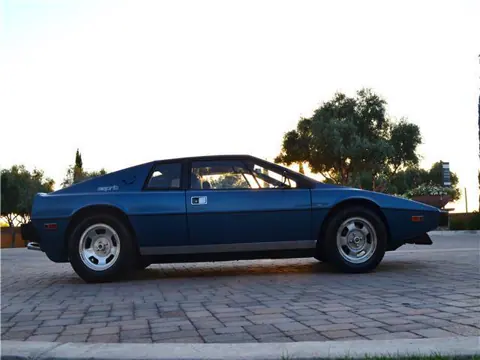 Lotus Esprit S1 chassis 348H historical archive photograph 3