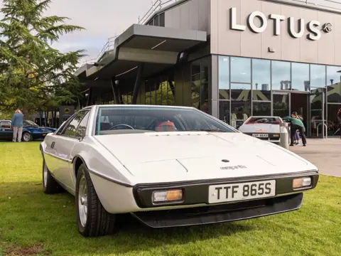 Lotus Esprit S1 chassis 359G registration TTF 865S historical archive photograph 3
