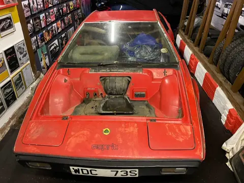 Lotus Esprit S1 chassis 360G registration WDC 73S historical archive photograph 2