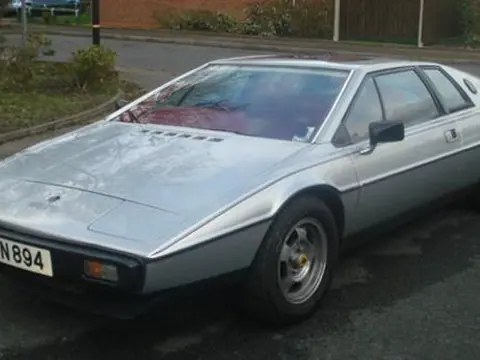 Lotus Esprit S1 chassis 367G registration DEC 387S and YPN 894 historical archive photograph 14