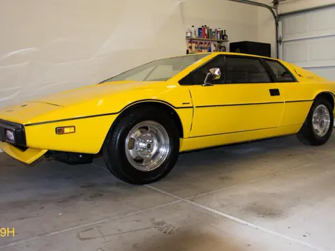 Lotus Esprit S1 chassis 369H historical archive photograph 1