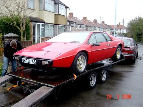 Lotus Esprit S1 chassis 377G registration UMO 976S historical archive photograph 1