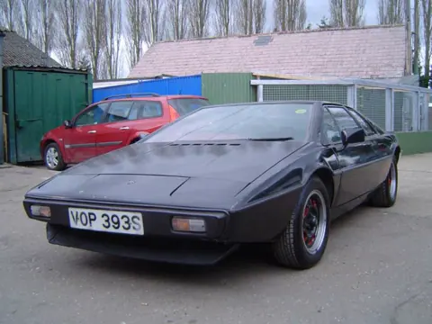 Lotus Esprit S1 chassis 380G registration VOP 393S historical archive photograph 3