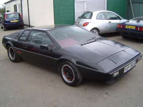 Lotus Esprit S1 chassis 380G registration VOP 393S historical archive photograph 2