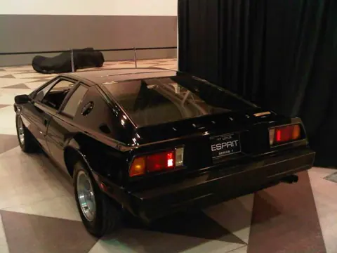 Lotus Esprit S1 chassis 422H historical archive photograph 45