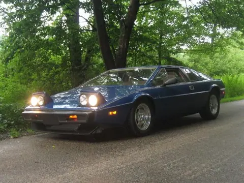 Lotus Esprit S1 chassis 454H registration CAN N BAL historical archive photograph 8
