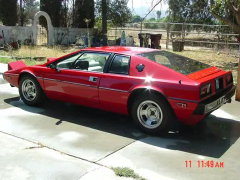 Lotus Esprit S1 chassis 567H historical archive photograph 4