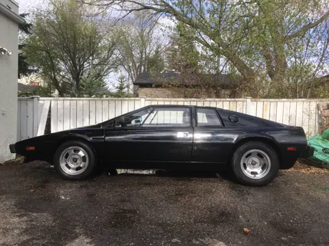 Lotus Esprit S1 chassis 607H historical archive photograph 6