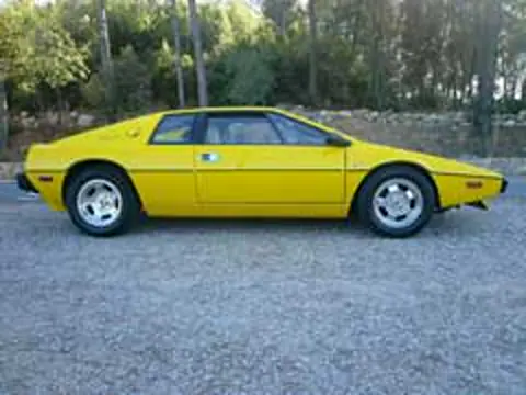 Lotus Esprit S1 chassis UNKNOWN 04 registration unknown 04 historical archive photograph 13