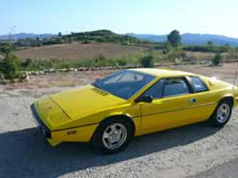 Lotus Esprit S1 chassis UNKNOWN 04 registration unknown 04 historical archive photograph 8