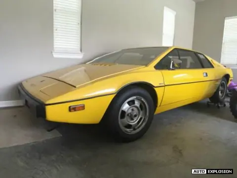 Lotus Esprit S1 chassis UNKNOWN 07 registration unknown 07 historical archive photograph 1