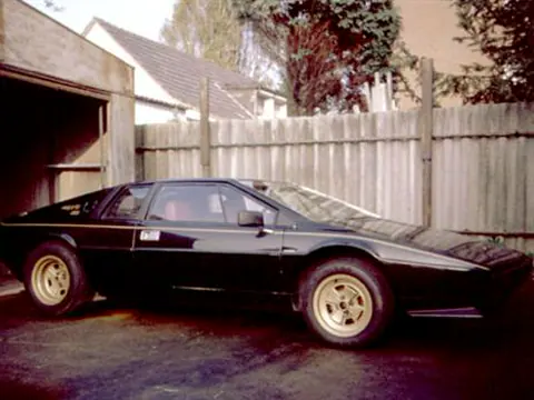 Lotus Esprit S2 chassis 522G historical archive photograph 4