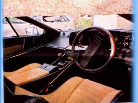 Lotus Esprit S2 chassis 569G registration KYB 701T historical archive photograph 1