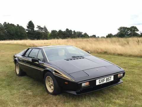 Lotus Esprit S2 chassis 577G registration DLH 393T and GVF 85T historical archive photograph 4