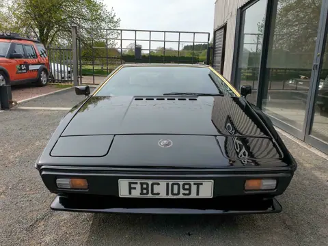Lotus Esprit S2 chassis 625G registration FBC 109T and SCT 7 historical archive photograph 9