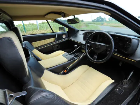 Lotus Esprit S2 chassis 634G registration BOF907T and DEX 189T historical archive photograph 2