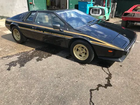 Lotus Esprit S2 chassis 652G registration EKP 879T historical archive photograph 10
