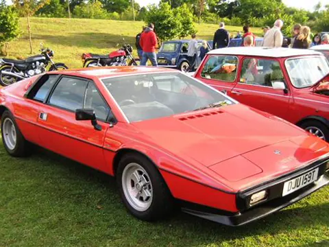 Lotus Esprit S2 chassis 702G registration DJU 159T historical archive photograph 11