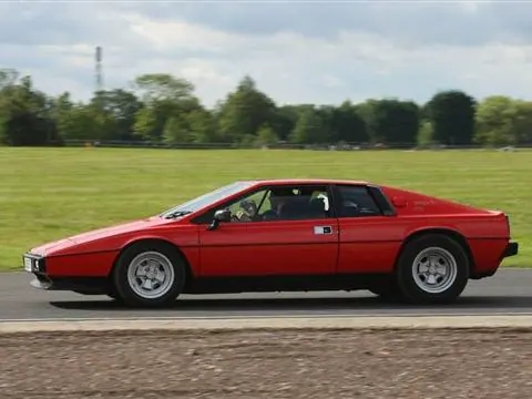 Lotus Esprit S2 chassis 702G registration DJU 159T historical archive photograph 12
