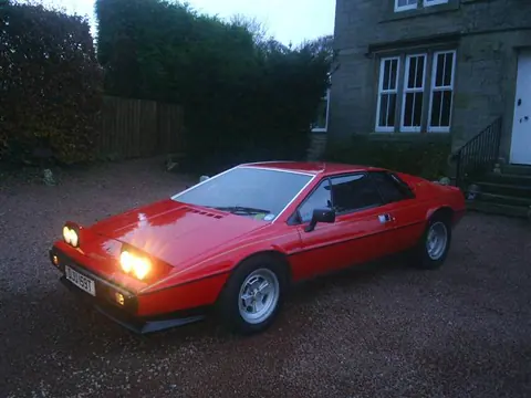 Lotus Esprit S2 chassis 702G registration DJU 159T historical archive photograph 7