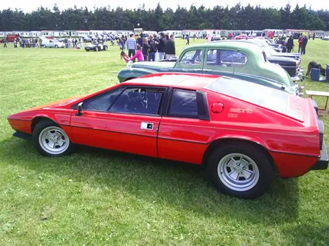 Lotus Esprit S2 chassis 702G registration DJU 159T historical archive photograph 19