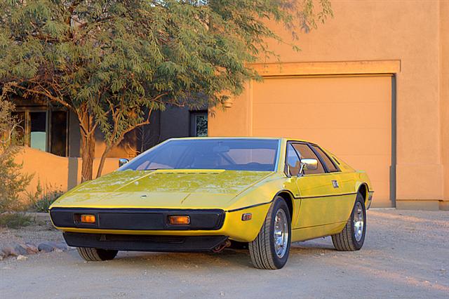 Lotus Esprit S1 chassis LKN 182